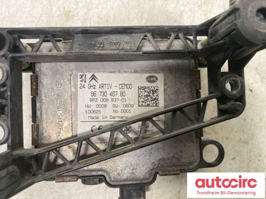 Sensor radar til Peugeot 5008 2010-2017 (Type I)  (HELLA|9673046780|6590PG|1611175180)