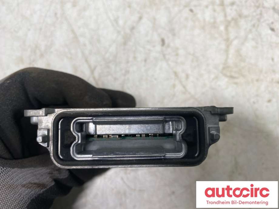 Styreenhet xenon/ballast til Peugeot 5008 2010-2017 (Type I)  (VALEO|6224 L8|)