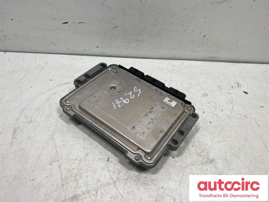 Styreenhet motor til Citroën C5 2008-2017 (Type II)  (BOSCH|1942 YE|16 776 409 80|96 648 437 80| 0 281 013 872)