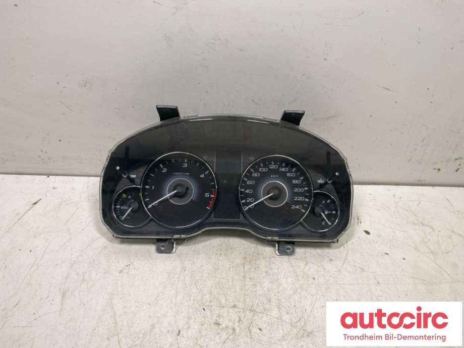 Instrumentpanel til Subaru Legacy 2009-2015 (85021AJ561|85057AJ010|)