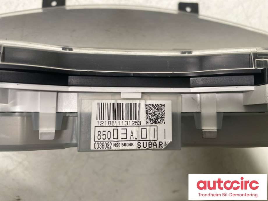 Instrumentpanel til Subaru Legacy 2009-2015 (85021AJ561|85057AJ010|)