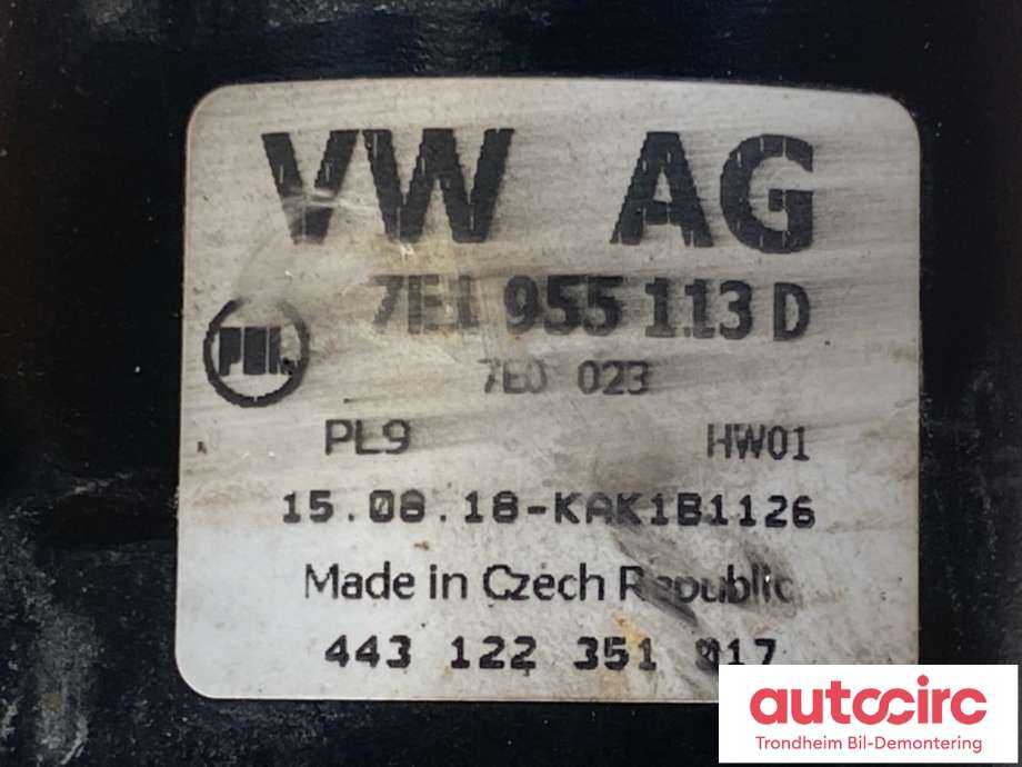 Viskermotor frontrute til VW Transporter / Caravelle 2015-2019 (T6) (T6) (7E1 955 113 D|7E1 955 113 G|)