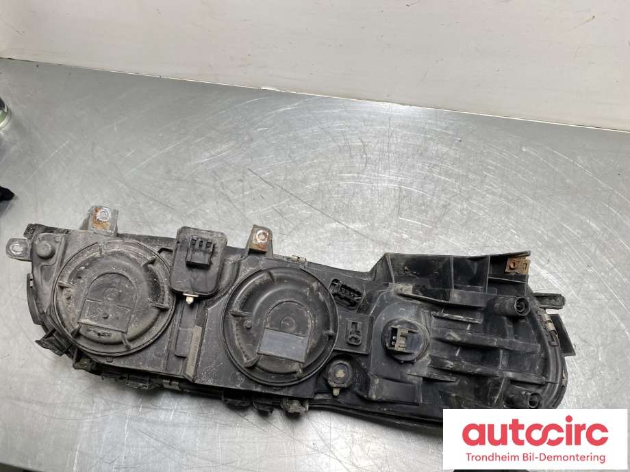 Frontlykt venstre halogen til Volvo S60 2000-2004 (Type I, Fase 1)  (8693585|)