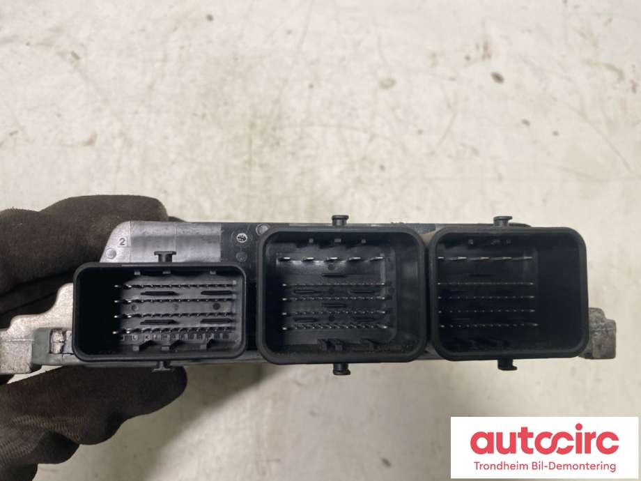 Styreenhet motor til Volvo V50 2007-2012 (Fase 2)  (CONTINENTAL|30788975|S180134001B|36001407)