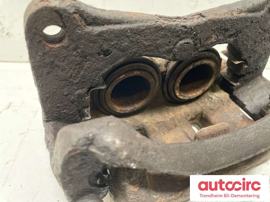 Bremsecaliper venstre foran til Mitsubishi Pajero 2000-2006 (Type III)  (MR510537|MR407676|)
