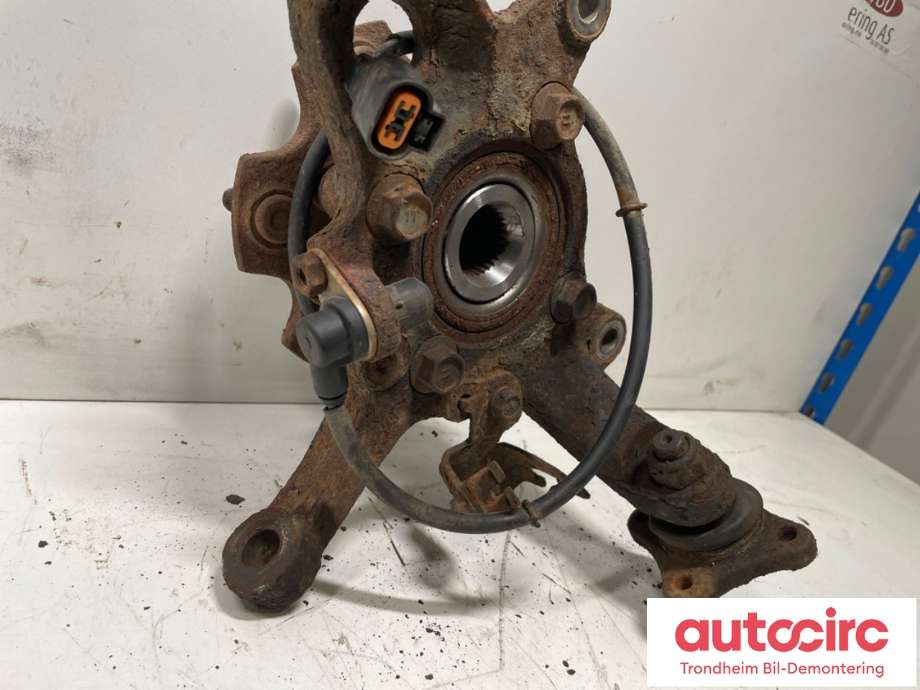Hjulspindel venstre foran til Mitsubishi Pajero 2000-2006 (Type III)  (MR374501|)