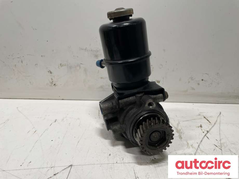 Servo pumpe mekanisk til Mitsubishi Pajero 2000-2006 (Type III)  (MR223480|)