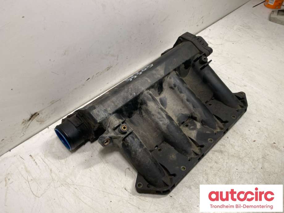 Manifold innsug til Mercedes Sprinter 1995-2006 (903) (903) (A 611 098 04 07|A 611 098 20 07|)