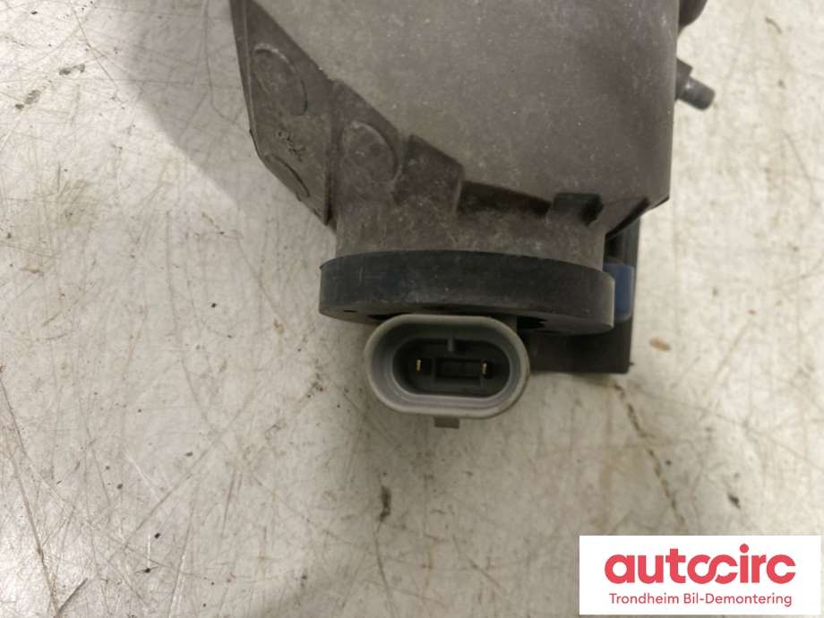 Tåkelykt venstre foran til Toyota Land Cruiser 120 2002-2009 (8122160071|)