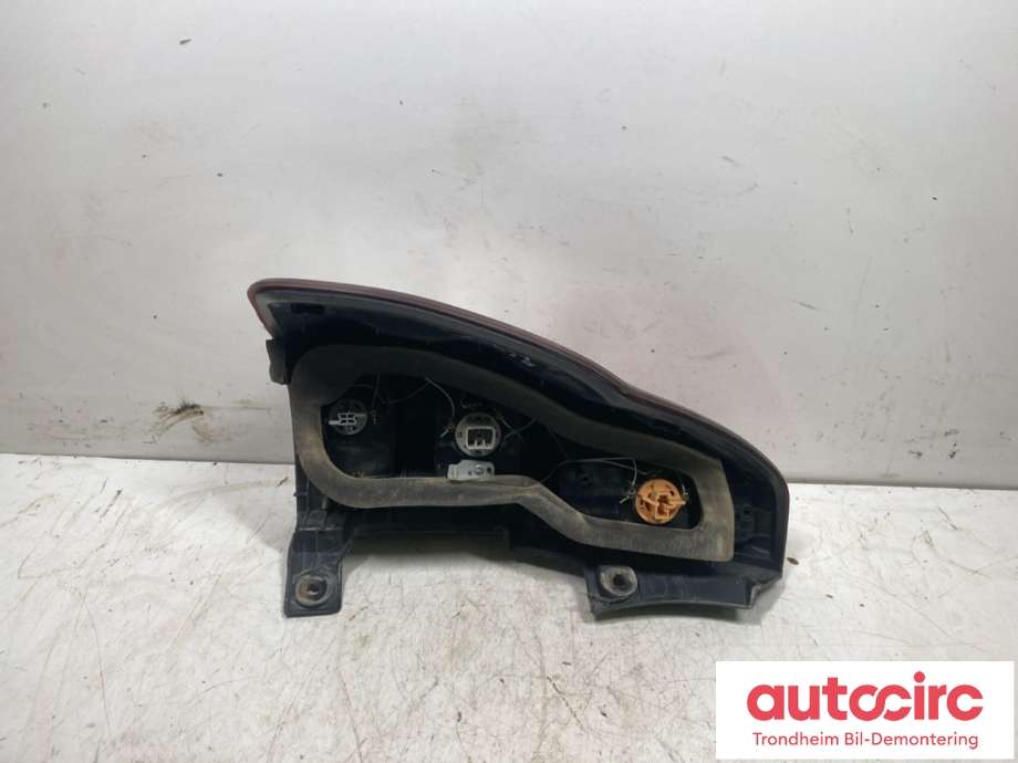 Baklykt høyre til Toyota Land Cruiser 120 2002-2009  (8155160701|)