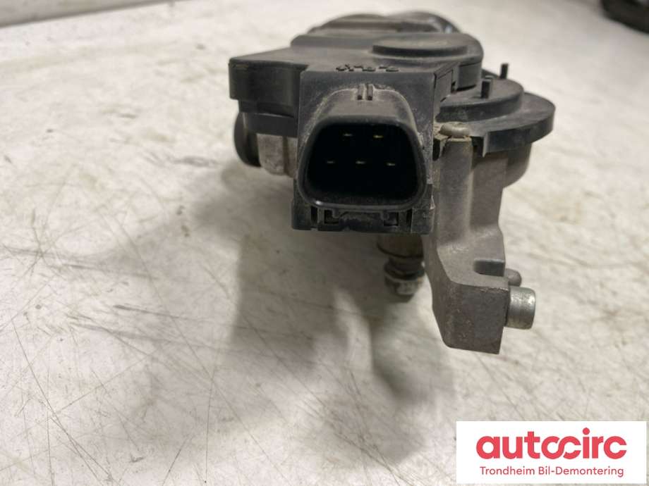 Viskermotor frontrute til Toyota Land Cruiser 120 2002-2009  (85110-60350|849200-7772|849200-7773)