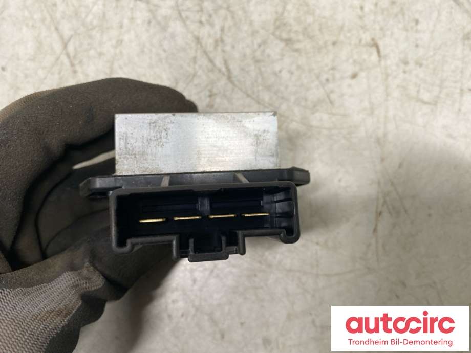 Varmeapparat motstand til Toyota Land Cruiser 120 2002-2009 (DENSO|8713860280|499300-2121|)