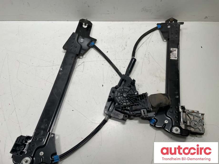 Ruteheis høyre bak til Tesla Model S 2016-2021 (Fase 2)  (6006377-00-I|6006377-00-K| 6006377-00-L|6006377-99-G| 6006377-99-K| 6006377-99-L)