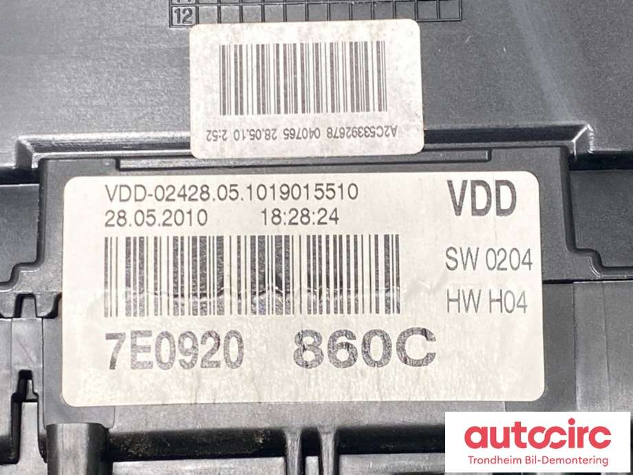 Instrumentpanel til VW Transporter / Caravelle 2009-2015 (Fase 2) (T5) (T5) (7E0 920 860 C|)