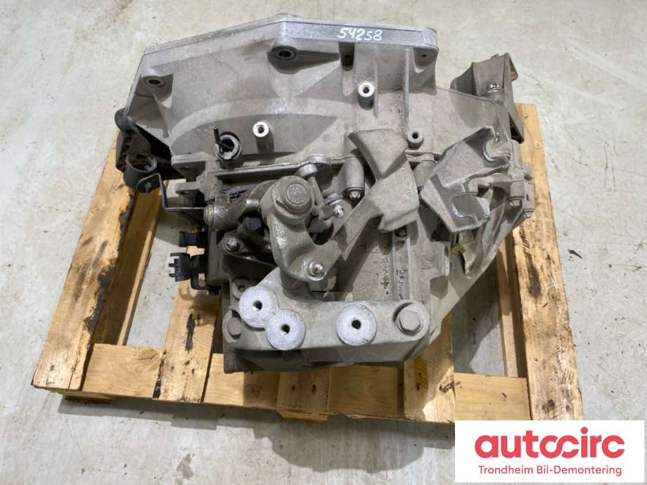 Girkasse manuell 6-trinn til Opel Insignia A 2009-2014  (55568685|95518589|)