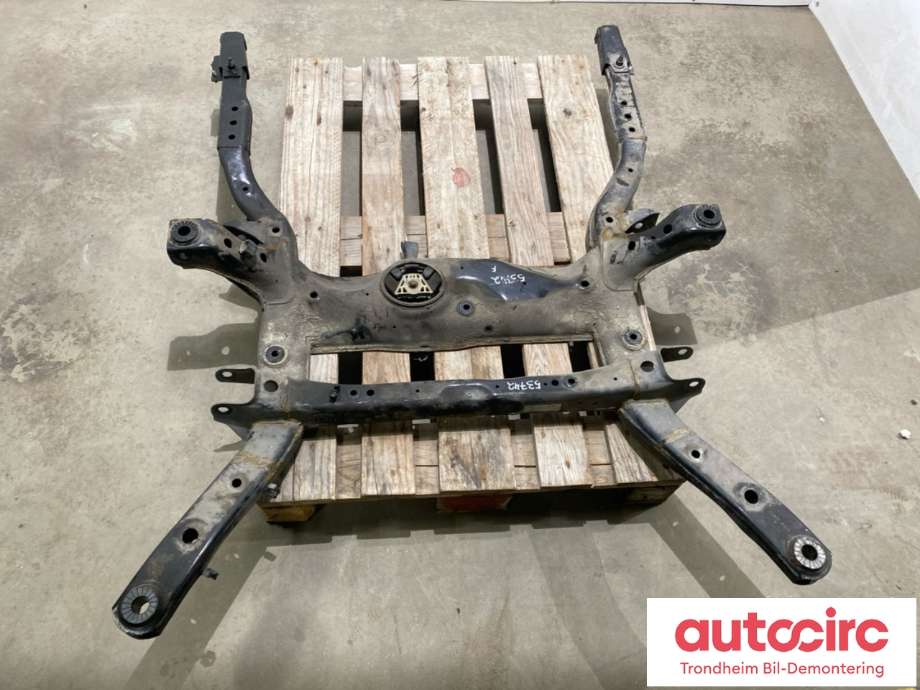 Travers foran hoved til VW Crafter, 2016-->> (Type II) (...|65.41501-0003)