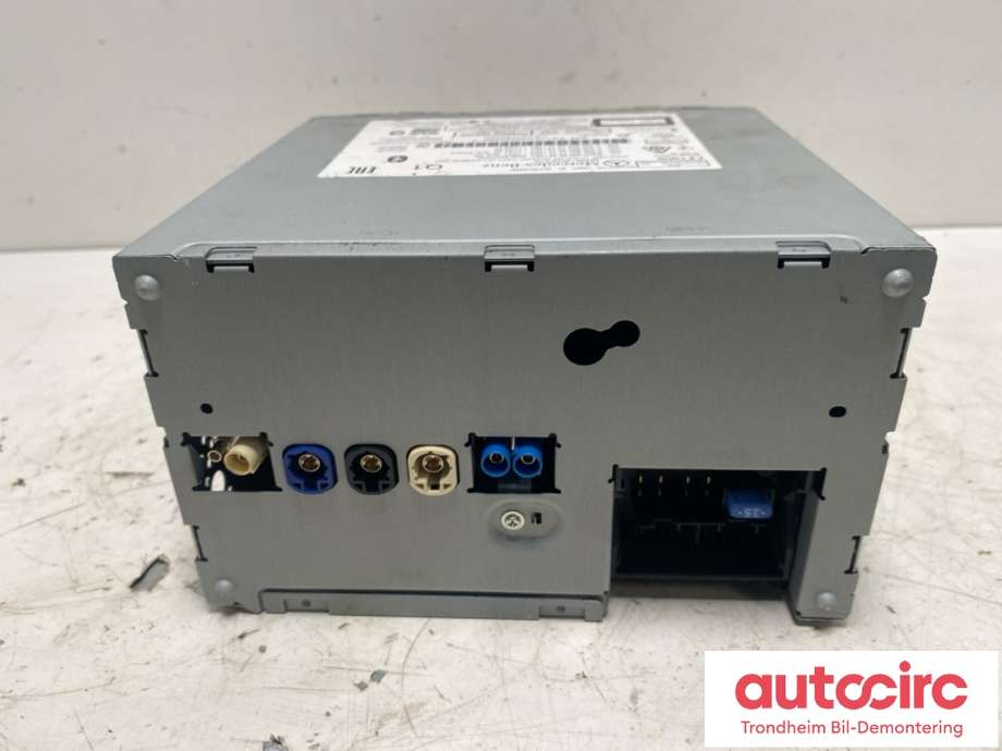 Bilstereo navigasjon til Mercedes C-Klasse 2018-2021 (Fase 2) (W205) (W205) (A 205 900 50 36|A 205 900 40 40|A 205 900 93 40)