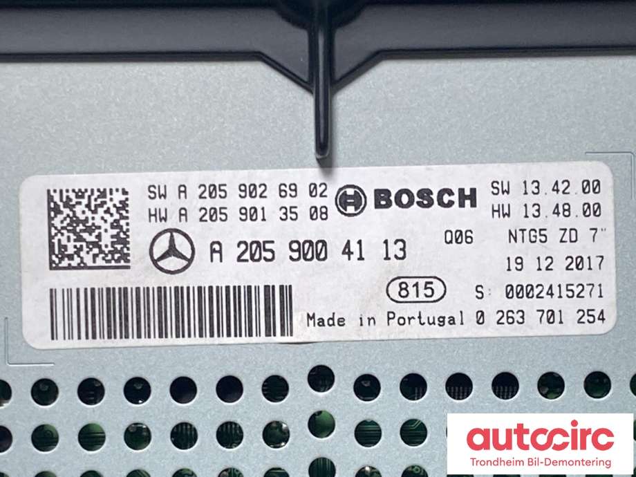 Bilstereo navigasjon skjerm til Mercedes C-Klasse 2018-2021 (Fase 2) (W205) (W205) (BOSCH|A 205 900 41 13|)