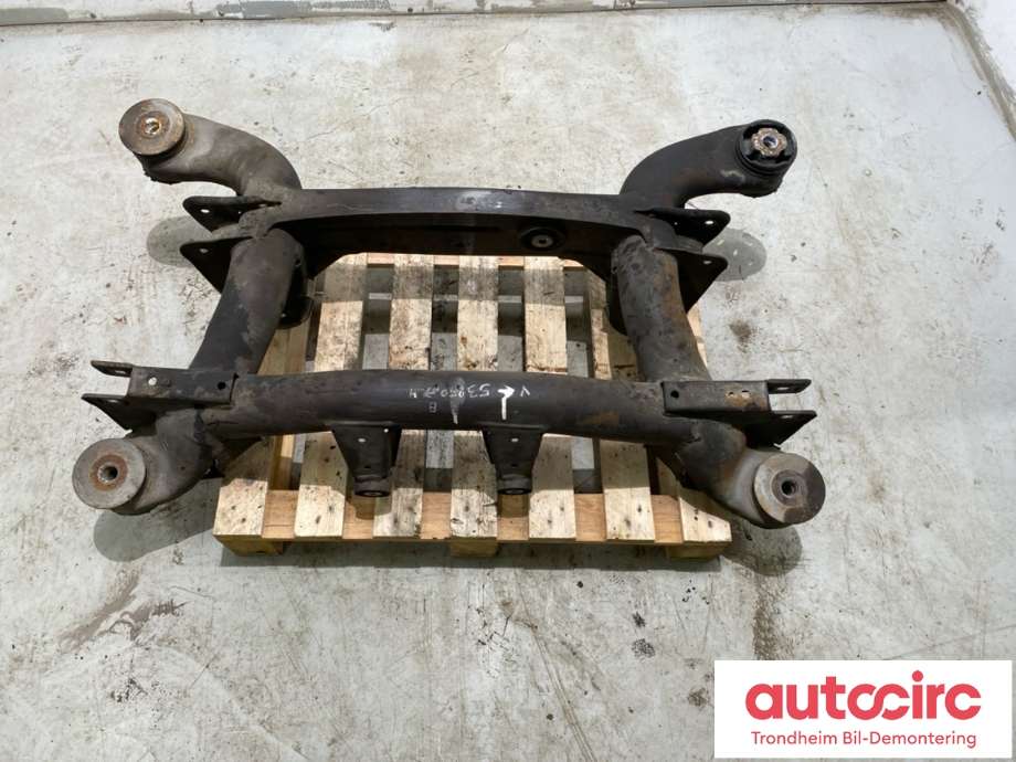 Travers bak til BMW X5, 2000-2006 (E53) (E53) (33 31 6 770 459)