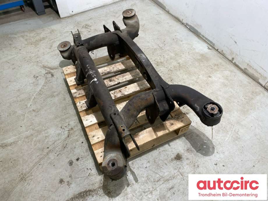 Travers bak til BMW X5 2000-2006 (E53) (E53) (33 31 6 770 459|)