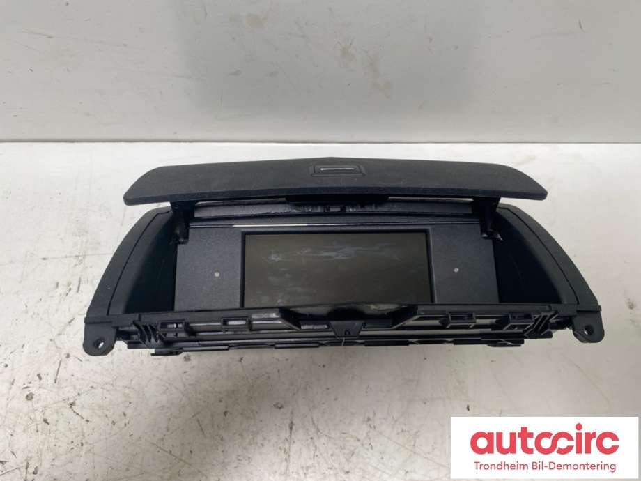 Multimedia display (MCU - Media Controller Unit) til Mercedes C-Klasse 2007-2011 (Fase 1) (W204) (W204) (A 204 820 54 97|)