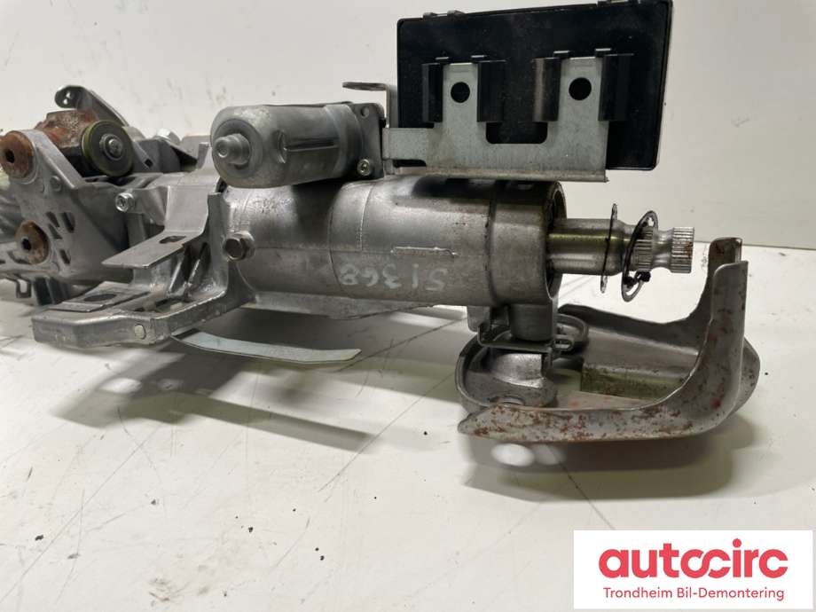 Rattaksel til Toyota Land Cruiser 150 2010-2013 (Fase 1) (4525060B40|4525060B41|)