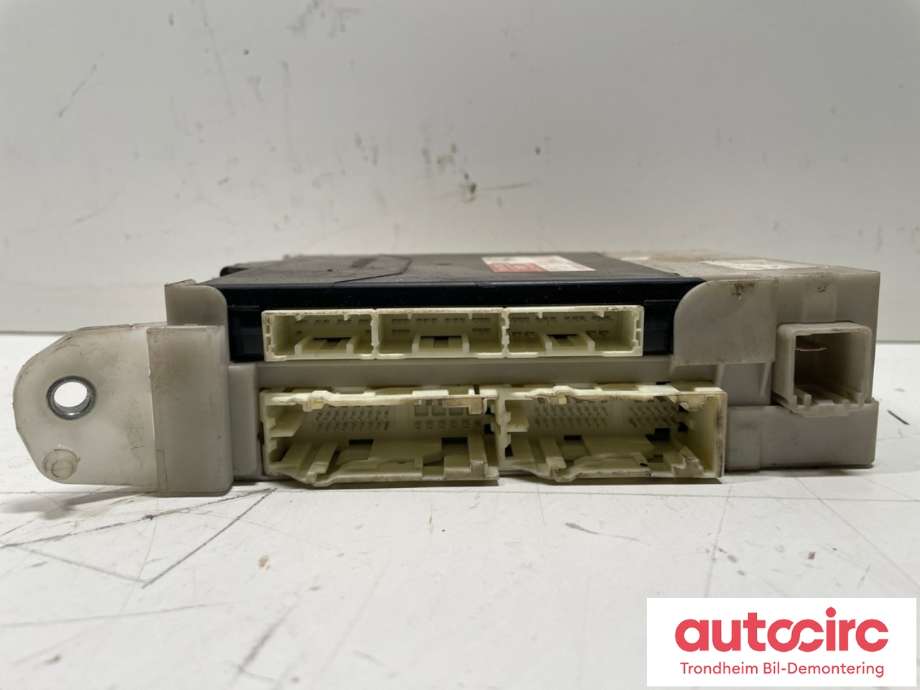 Styreenhet comfort (BCM) til Toyota Land Cruiser 150 2010-2013 (Fase 1) (DENSO|89221-60140|238000-2413|)