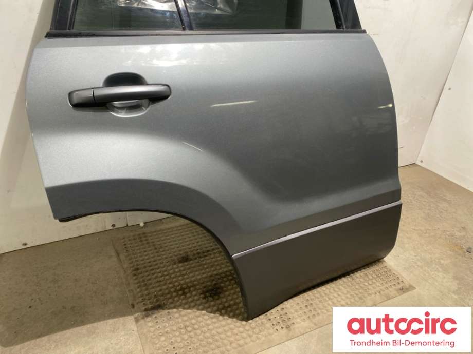 Dør høyre bak til Suzuki Grand Vitara 2005-2015 (Type III)  (68003-65832|)
