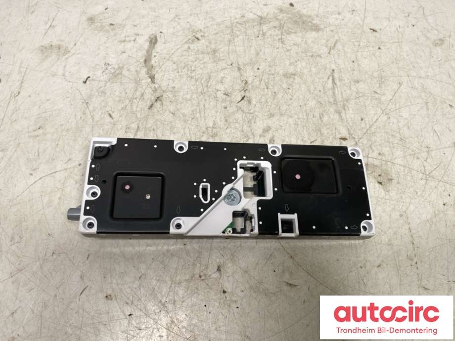 Antenne forsterker til VW ID.3 2020-->>  (1EA 035 741 G|)