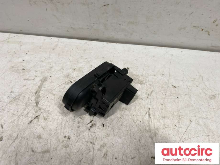 Bryter elektrisk håndbrekk/parkbrems til Mini Countryman 2017-2023 (F60) (F60) (61 31 9 878 667|6 806 702 - 01|3214 6801-03)