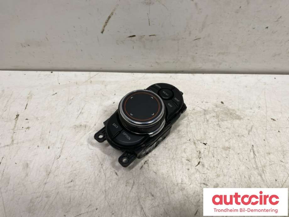 Bilstereo navigasjon betjeningspanel til Mini Countryman 2017-2023 (F60) (F60) (65 82 9 392 037|6582 9866934-02|)