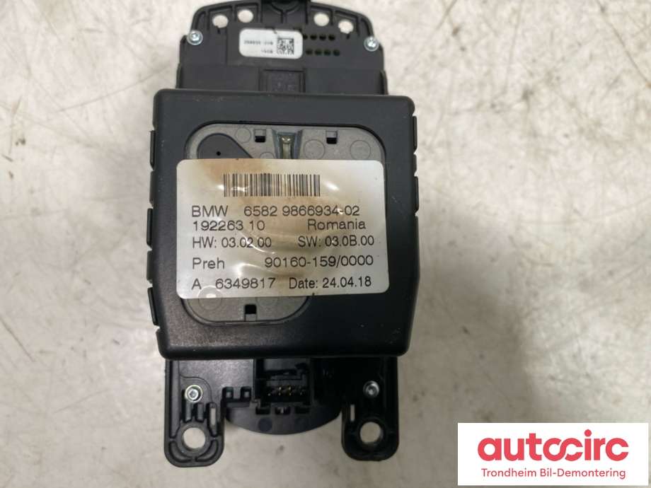 Bilstereo navigasjon betjeningspanel til Mini Countryman 2017-2023 (F60) (F60) (65 82 9 392 037|6582 9866934-02|)