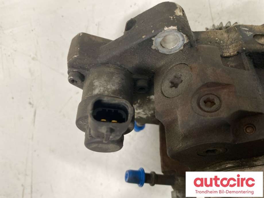 Dieselpumpe til Renault Trafic 2006-2014  (BOSCH|8200803375|8200912103|8200680077| 8200385478| 0 445 010 099)