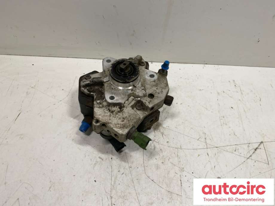 Dieselpumpe til Volvo V70 2005-2007 (Type II, Fase 2)  (BOSCH|8692521|0445010111|36001127)