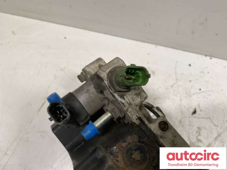 Dieselpumpe til Volvo V70 2005-2007 (Type II, Fase 2)  (BOSCH|8692521|0445010111|36001127)