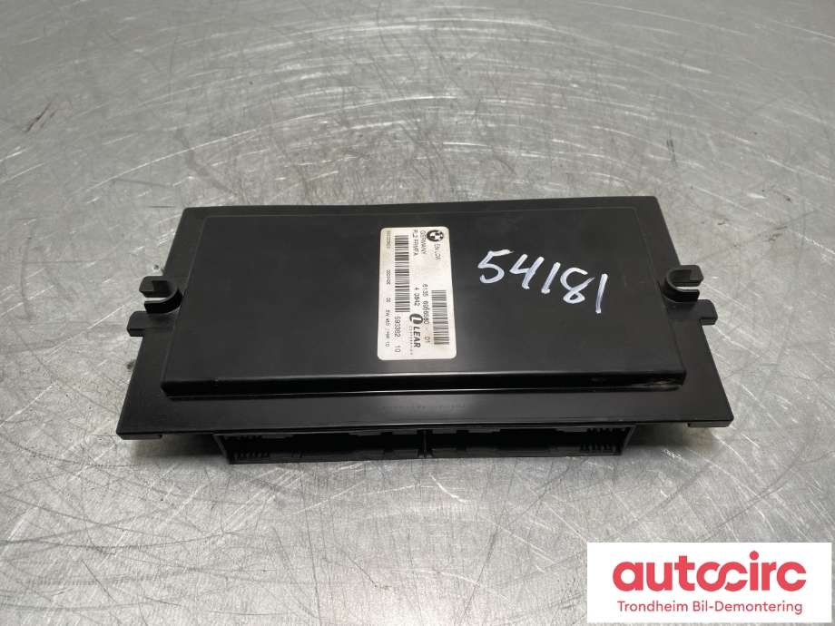 Styreenhet (FRM - Footwell Module) til BMW 1-Serie, 2004-2011 (E81/E82/E87/E88) (E81/E82/E87/E88) (6956580)