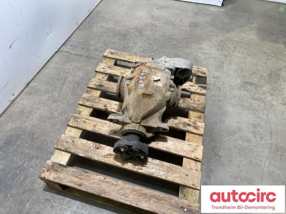 Kardang klokke bak til BMW 3-Serie 2005-2011 (E90/E91/E92/E93) (E90/E91/E92/E93) (33107566170|)