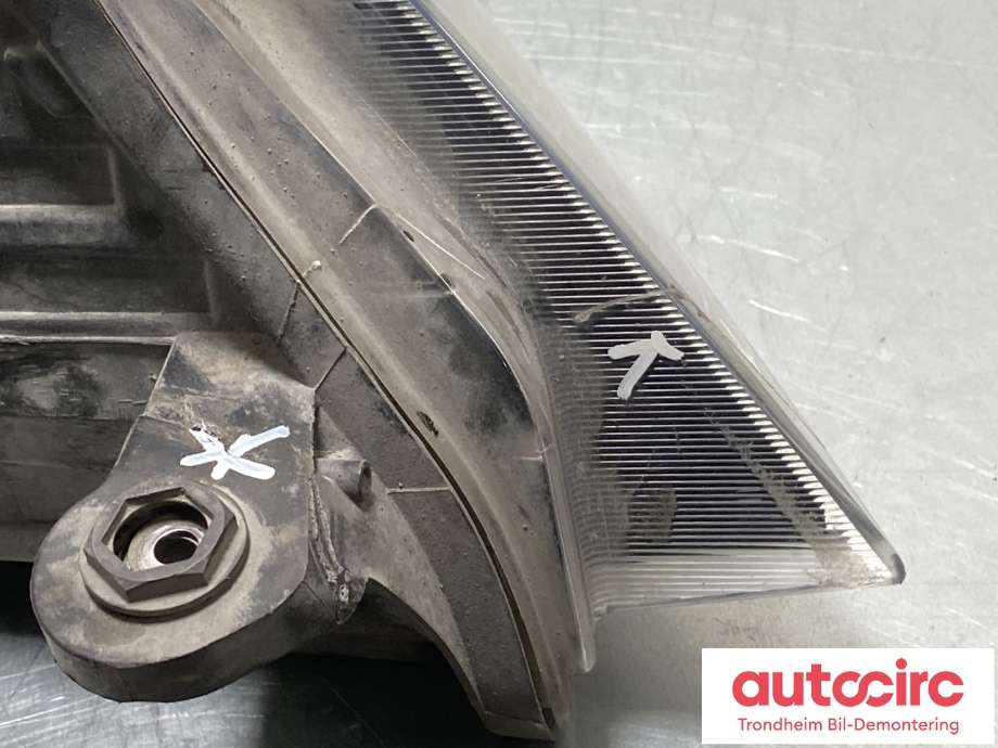 Frontlykt venstre xenon til Škoda Superb 2015-->> (Type III)  (REDUSERT PRIS|3V1941017B|3V1 941 017 B|)