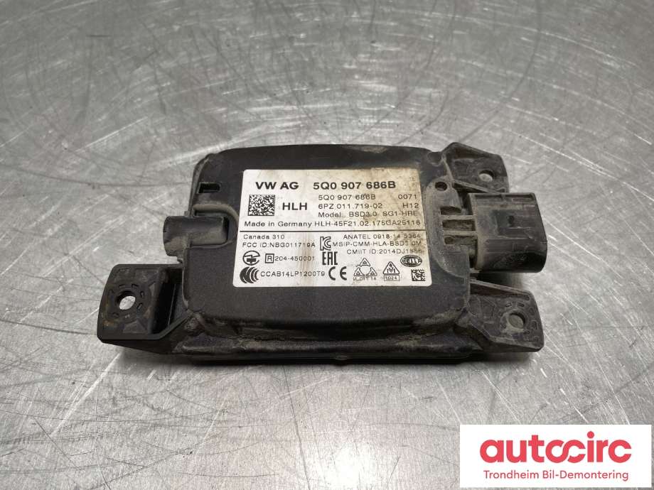 Sensor blindsone til Škoda Superb 2015-->> (Type III)  (HØYRE BAK|5Q0 907 686 B|)