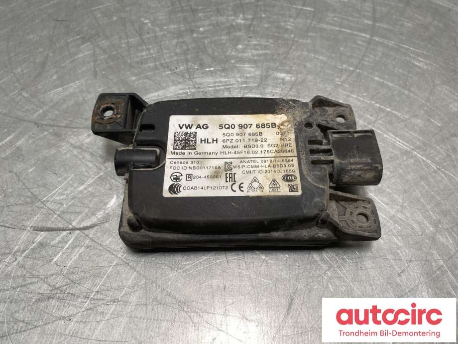 Sensor blindsone til Škoda Superb 2015-->> (Type III)  (VENSTRE BAK|5Q0 907 685 B|)