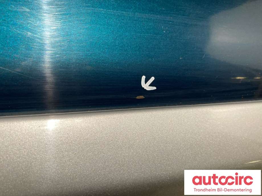 Dør høyre foran til Mitsubishi Pajero 2000-2006 (Type III)  (MR555448|)