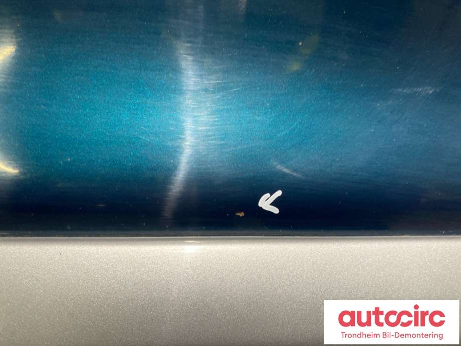 Dør høyre foran til Mitsubishi Pajero 2000-2006 (Type III)  (MR555448|)