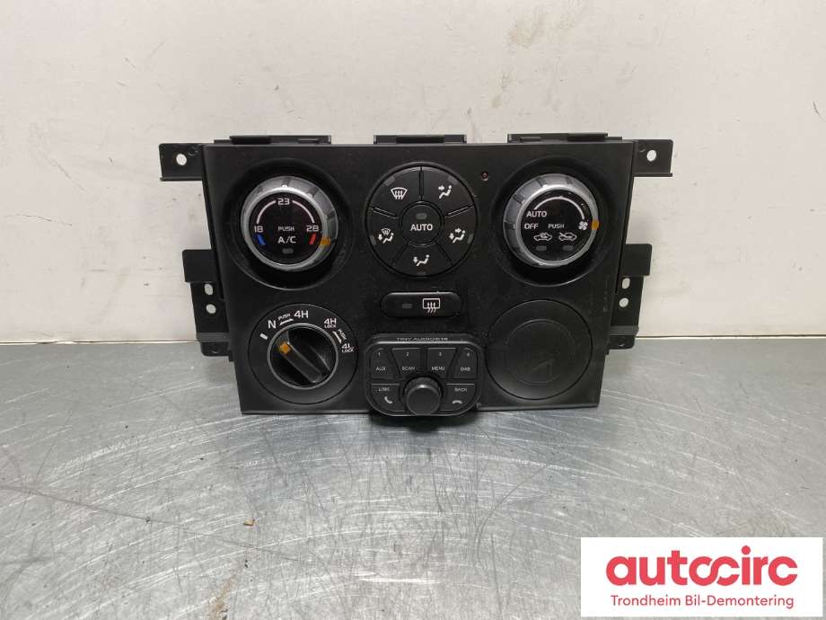 Varmeapparat betjening til Suzuki Grand Vitara, 2005-2015 (Type III)  (39510-65JD1-CZJ)