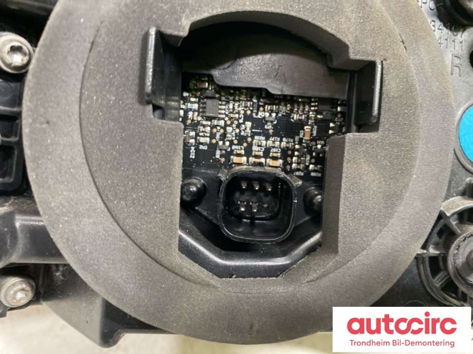 Baklykt høyre ytre til Tesla Model S 2016-2021 (Fase 2)  (6005921-00-B|6005921|6005921-00-C|6005921-00-D|6005921-00-E|6005921-00-F)