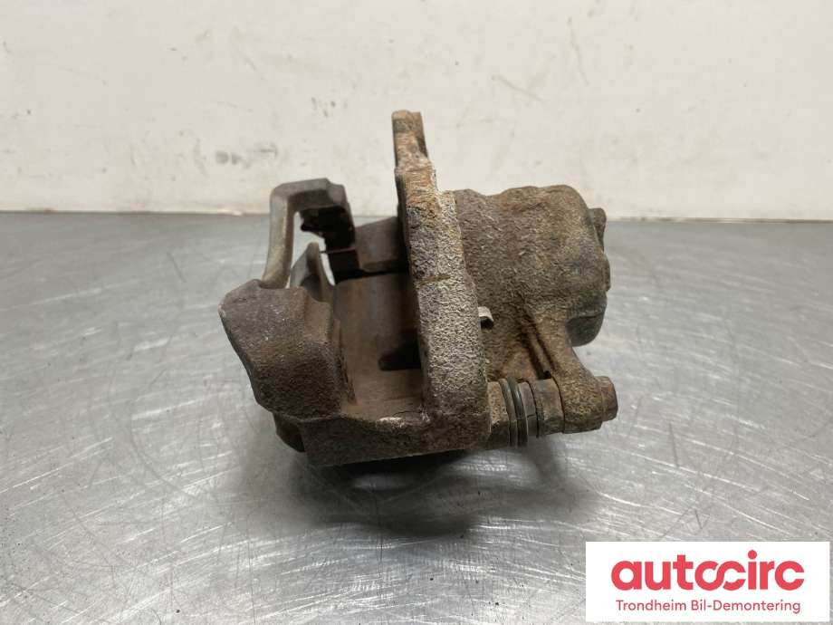 Bremsecaliper venstre foran til Toyota Verso-S 2011-2015 (COMBI) (COMBI) (4775012A10|)