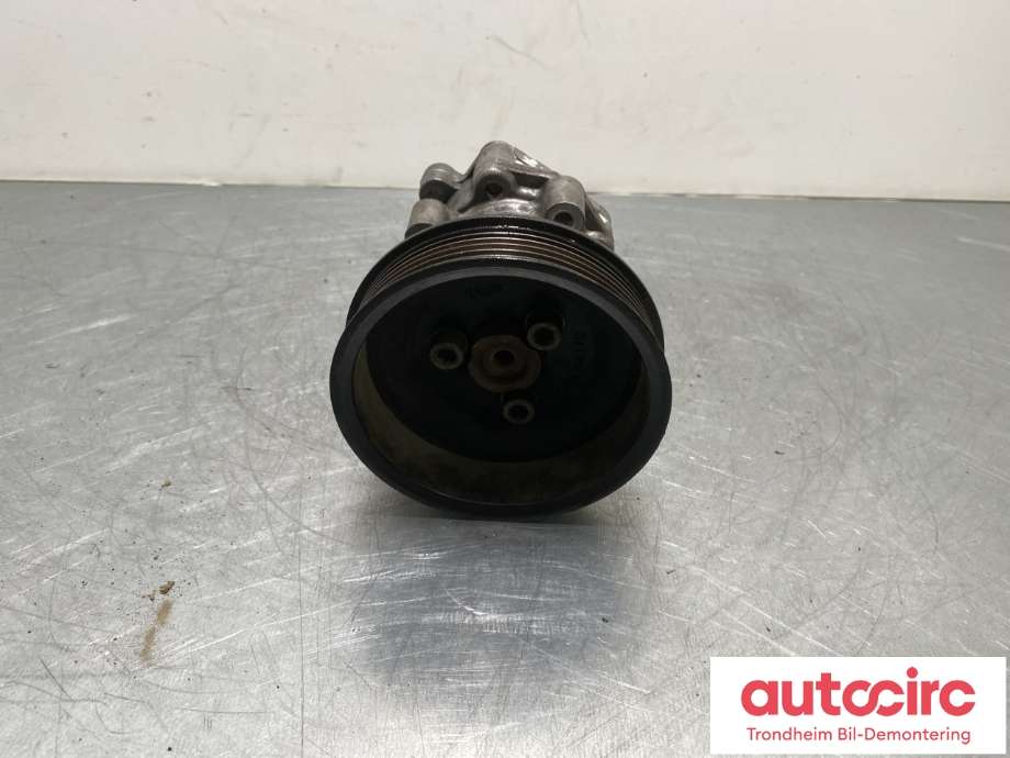 Servo pumpe mekanisk til VW Golf IV, 1998-2003  (KYB|1J0 422 154 B)