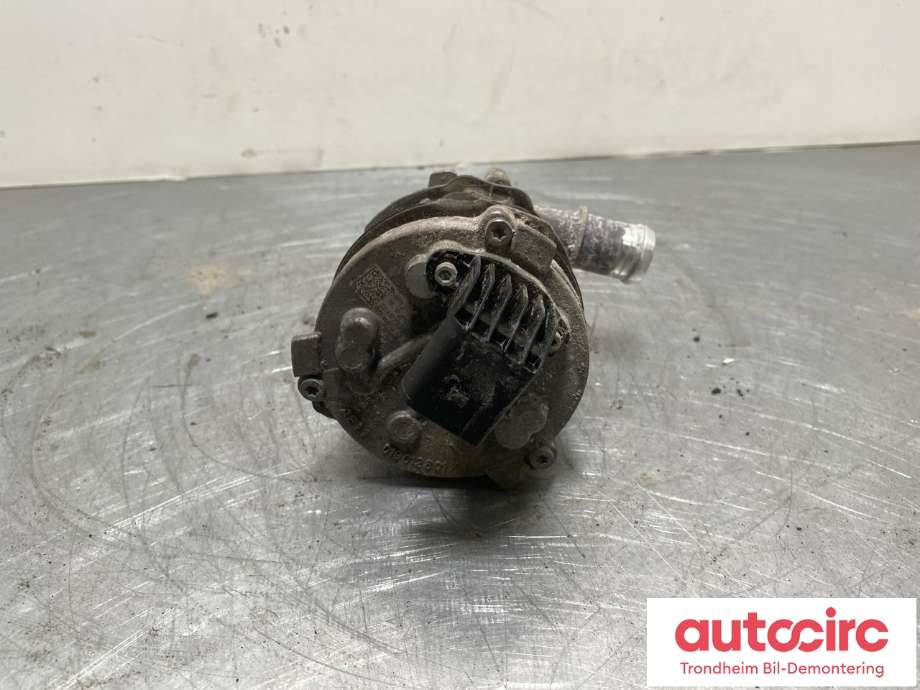 Vannpumpe elektrisk til Porsche Taycan 2019-->>  (9J1 965 567 E|9J1 965 567 F|)