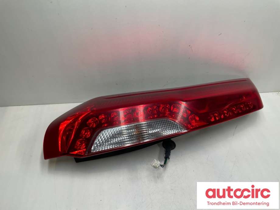 Baklykt venstre til Nissan X-Trail, 2007-2014 (T31) (T31) (265553UB0A)