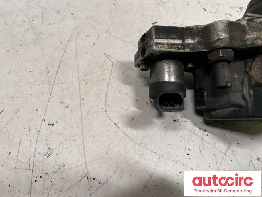 Dieselpumpe til Mercedes Sprinter 2006-2013 (Fase 1) (906) (906) (BOSCH|0 445 010 143|A646 070 04 01| A 646 070 03 01|A 646 070 04 01 80| A 646 070 01 01|)