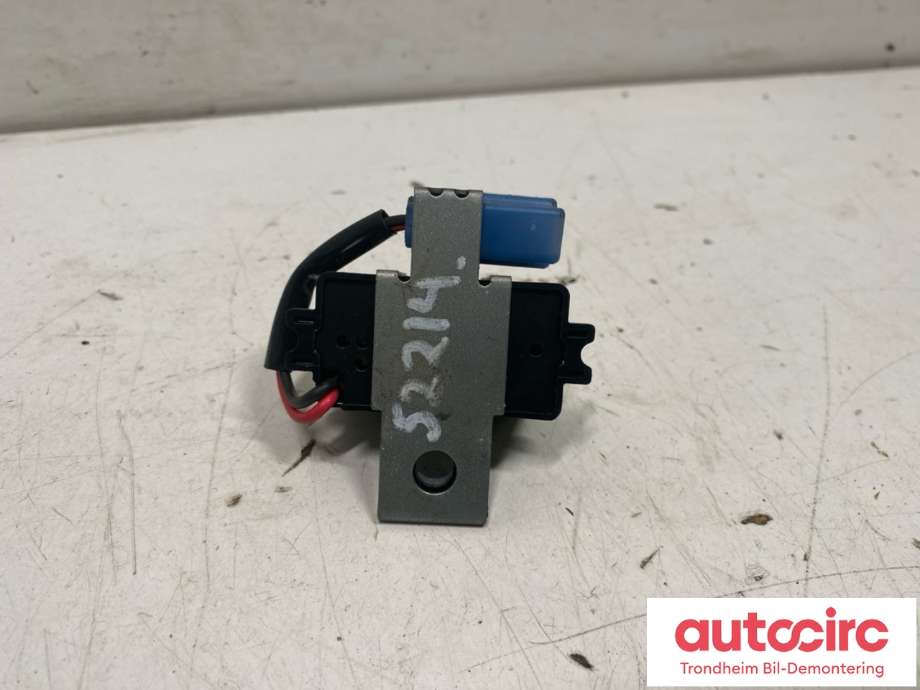 Alarm til Mitsubishi Pajero 2007-2016 (Type IV, Fase 1)  (MB649187|)